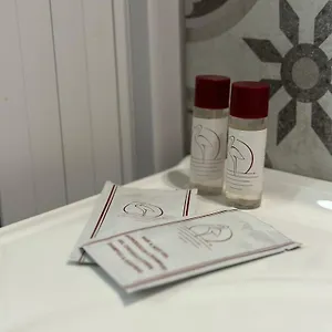 https://comfort-centro-storico.sicilyhotelsitaly.net